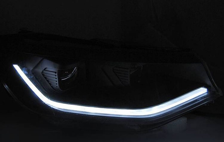 Lampy reflektory soczewkowe ze światłem do jazdy dziennej, LED. VW Caddy 20-