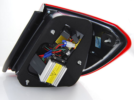 Lampy diodowe Mercedes C-Klasa W204 Kombi 07-10R LED BAR RED