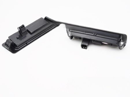 Lampki LED podświetlenia tablicy rejestracyjnej Volvo V40 (2012–2019) / S90 (2016–2023)