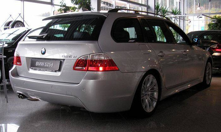 ZDERZAK TYLNY BMW E61 03-07 M-PAKIET Z PDC TOURING