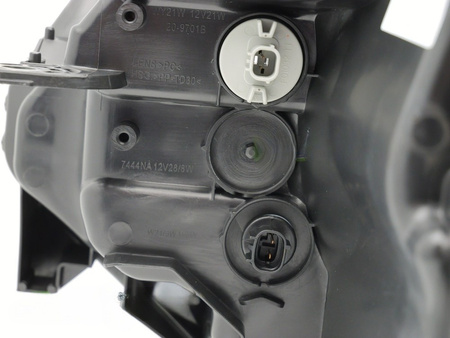 Lampa lewa reflektor TYC do Honda HR-V II 15-18