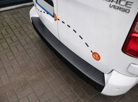 Listwa bagażnika na zderzak Peugeot Traveller LONG