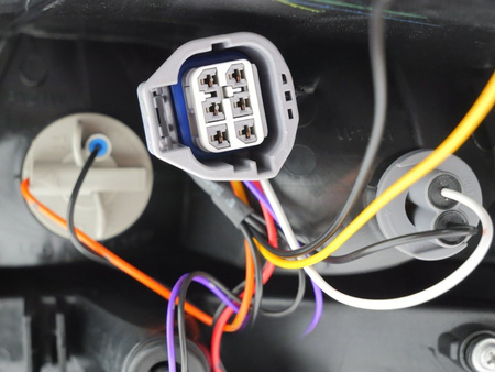 Lampa prawa klosz LED do Ford Focus Mk3 Hb 11-14