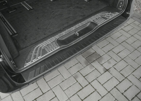 Listwa bagażnika zderzak Mercedes Vito W447 2014+