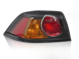 Lampa lewa tylna klosz do Mitsubishi Lancer 8