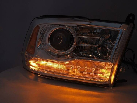 Lampy przednie Dodge Ram 09-18 CHROME
