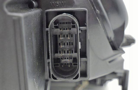 Lampy reflektory xenon black do AUDI A4 B7 04-08