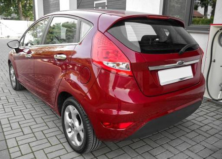 Listwa klapy nad tablice Ford Fiesta 7 2009-2017