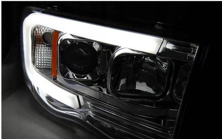 Lampy przednie Dodge Ram 02-06 tube light chrome