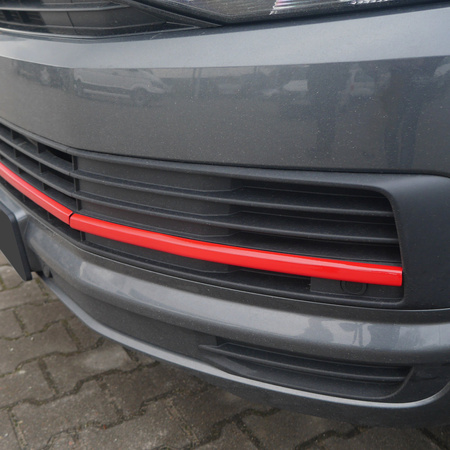 Listwy atrapy zderzaka przedniego Volkswagen Multivan 2015-2019