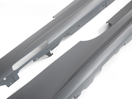 Progi boczne SPORT STYLE BMW G22/G23 2020- z otworami na Welcome Carpet