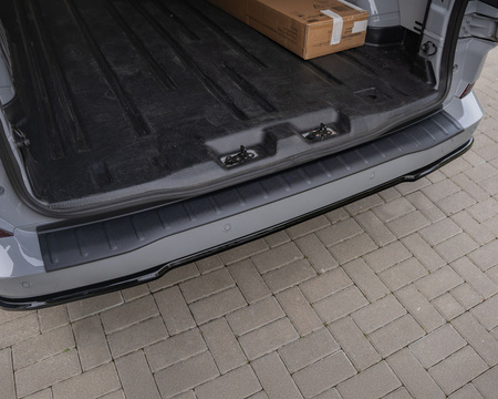 Listwa tylnego zderzaka Ford Transit Custom V710 VAN II 2023-