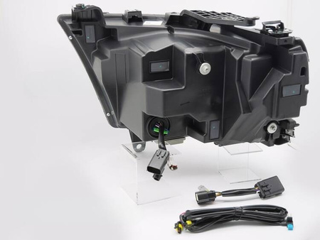 Lampy przednie do Dodge Ram 19-22 DRL LED