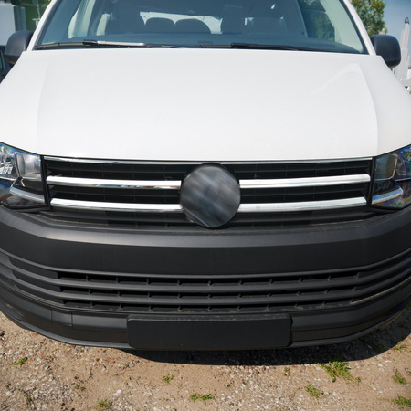 Listwy atrapy przedniej Volkswagen Transporter 2015-2019