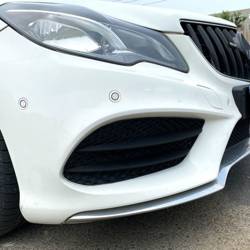 MASKOWNICE HALOGENÓW MERCEDES C207 LOOK AMG