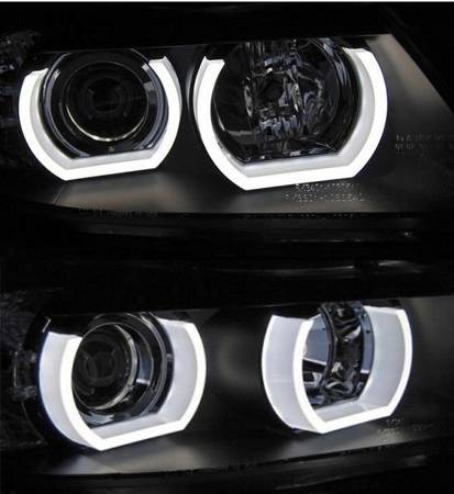 Lampy BMW E90/E91 05-08 black ringi led 3d