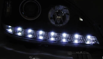 Lampy Nowe Mercedes W163 Ml 01-05 Daylight Black