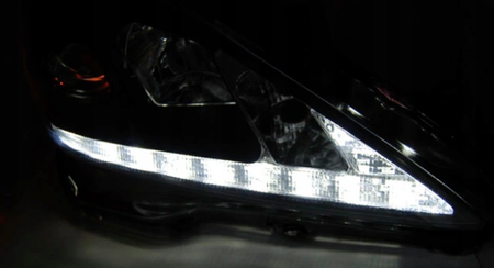 Lampy Reflektory Lexus Is 06-13 Drl Chrome Led