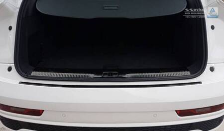 Nakładka na zderzak tylny do Audi Q3 Carbon (czarny)