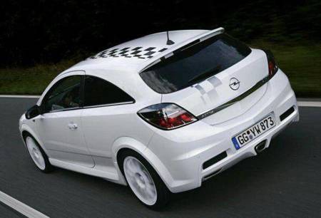 Opel Astra H Spoiler dachowy 3D OPC