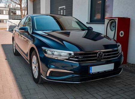 Ramki halogenów VW Passat B8 2019+