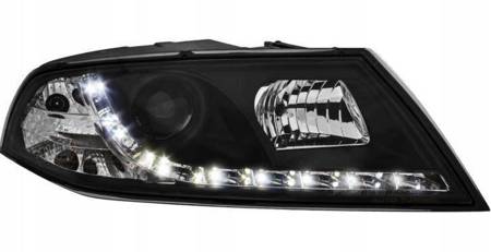 Reflektory lampy przednie Skoda Octavia II DAYLIGH